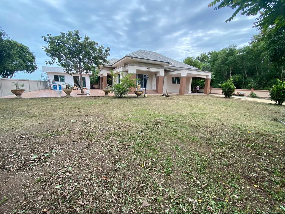 บ้านชั้นเดียว บนที่ดินขนาด 219 ตรว.